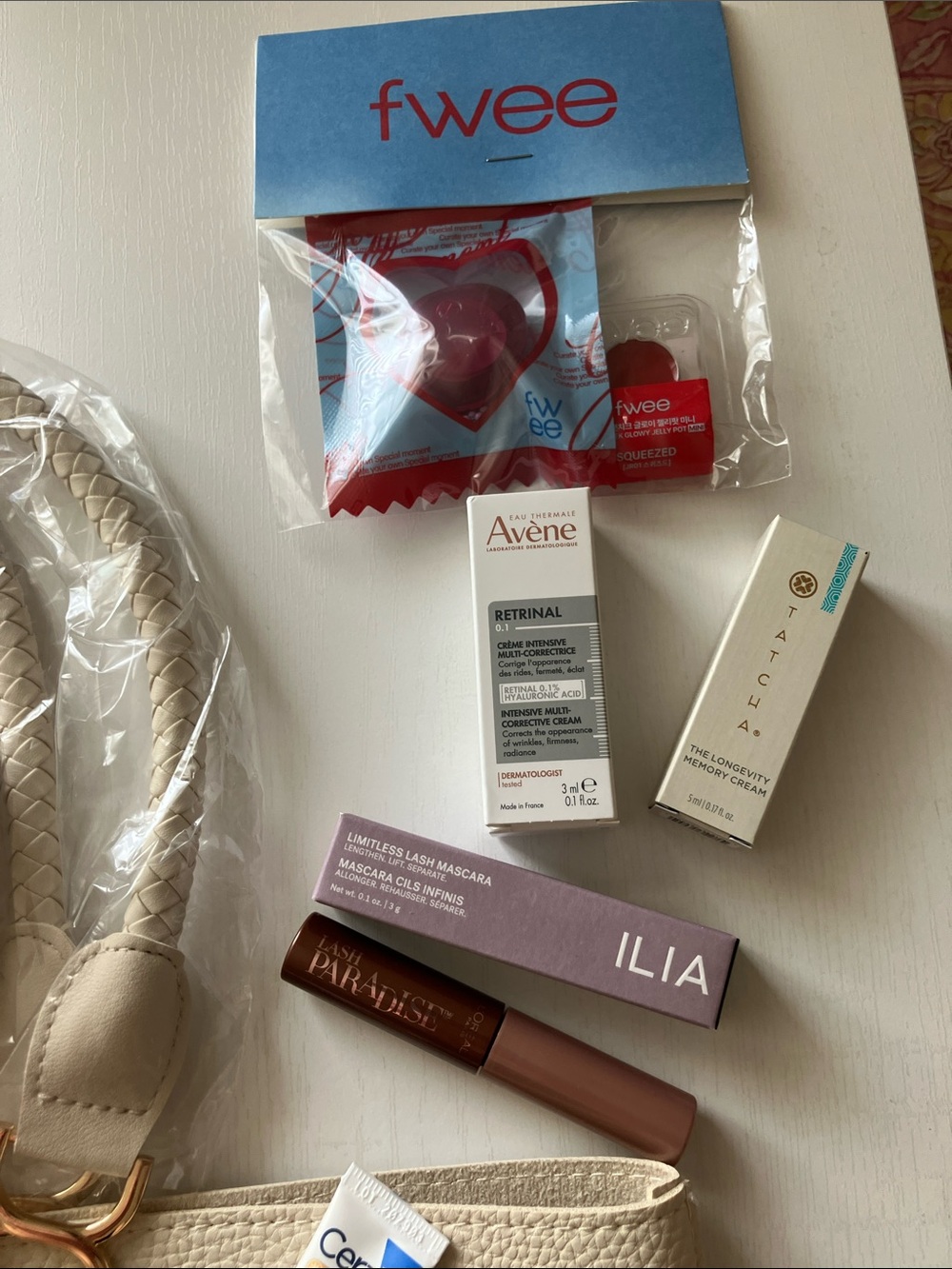 Ulta Tote + Sample Bundle (NWT) - Picture 5 of 13